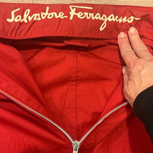 SALVATORE FERRAGAMO red detachable hood parka with pockets and cinched waist. - Picture 3 of 10